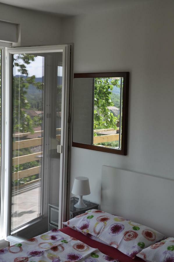 Apartma Bajci Ajdovscina Ngoại thất bức ảnh