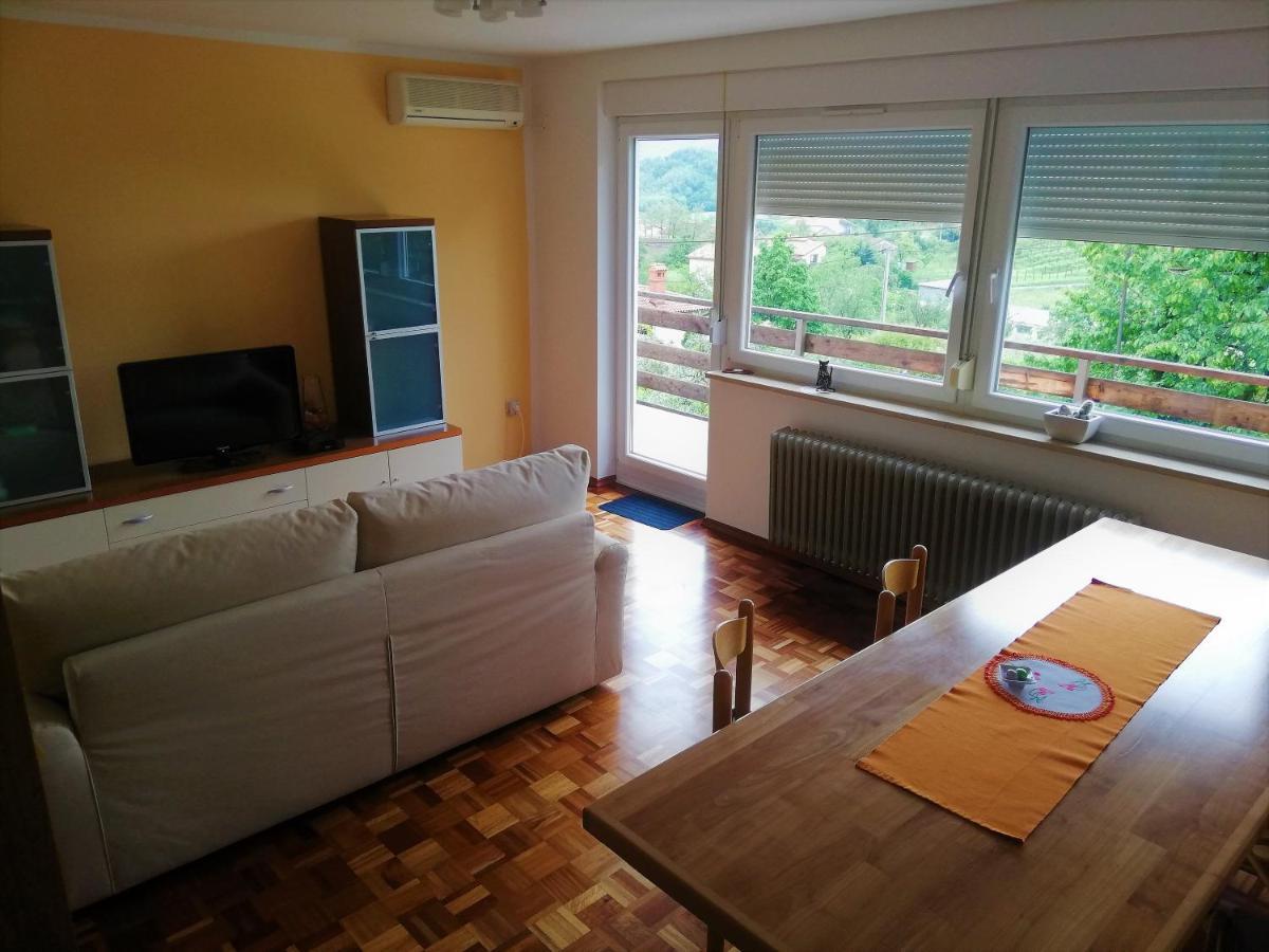 Apartma Bajci Ajdovscina Ngoại thất bức ảnh